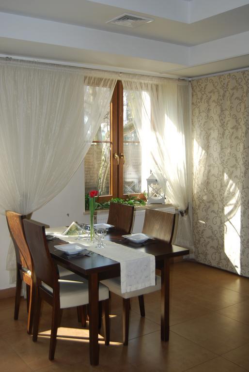 Hotel Restauracja Cztery Pory Roku Orneta Luaran gambar